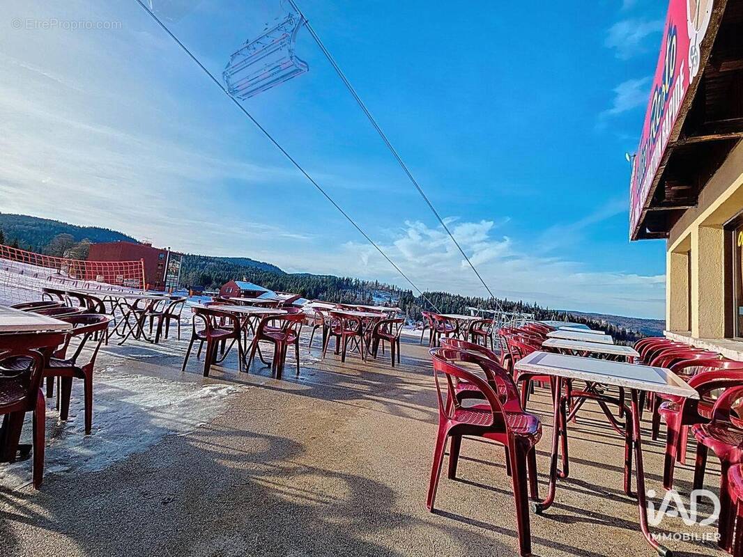 Photo 1 - Commerce à PREMANON