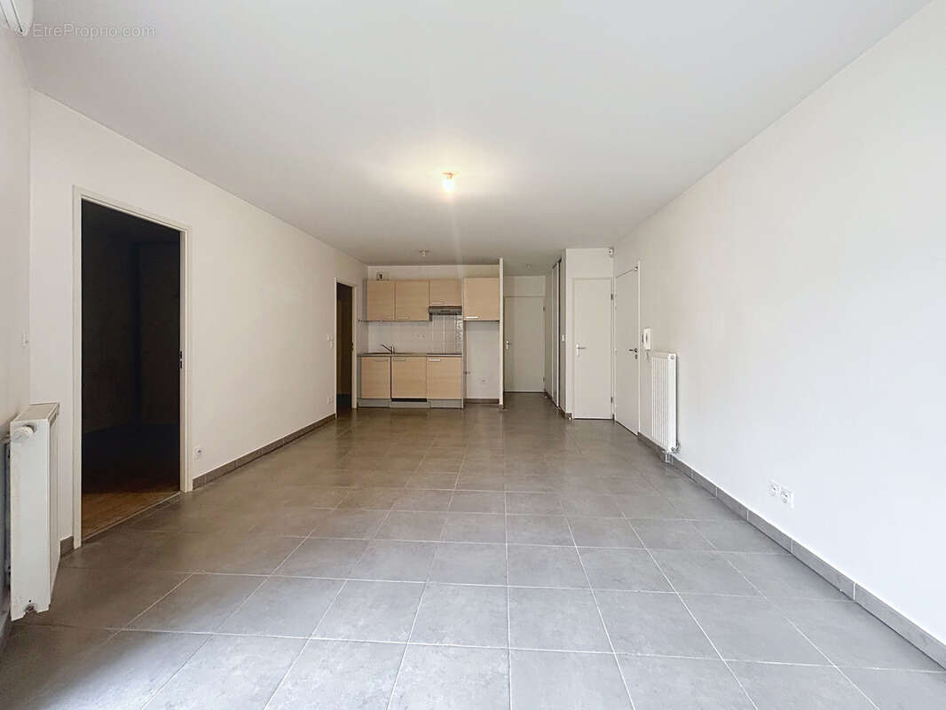 Appartement à LYON-8E