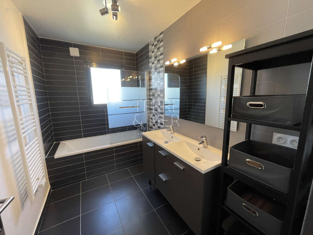 Maison à SAINT-CYPRIEN