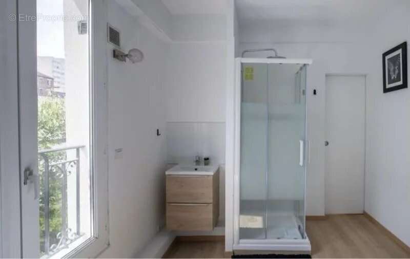 Appartement à CLICHY
