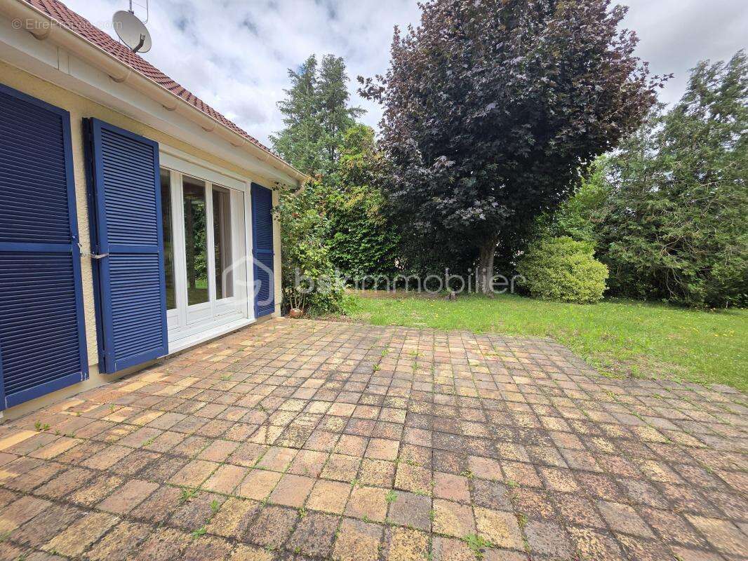 Maison à BALLAINVILLIERS