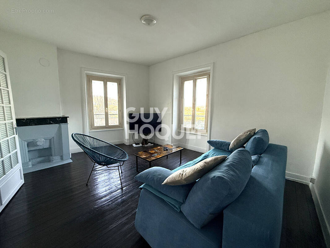 Appartement à GIVORS