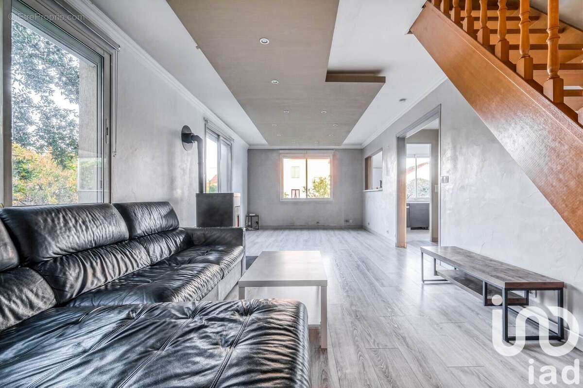 Maison 114 m² à Livry-Gargan  - photo 3