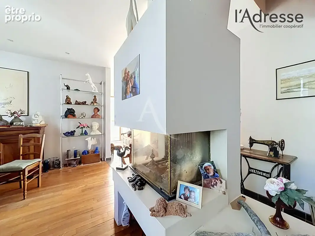 SURESNES MONT-VALÉRIEN  - Meulière de 161m² Carrez 6 pièces avec parcelle de 227m² - photo 5