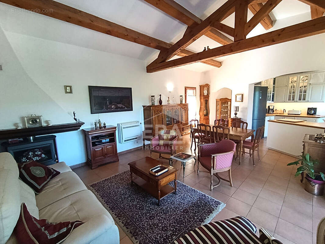 Maison à TARADEAU