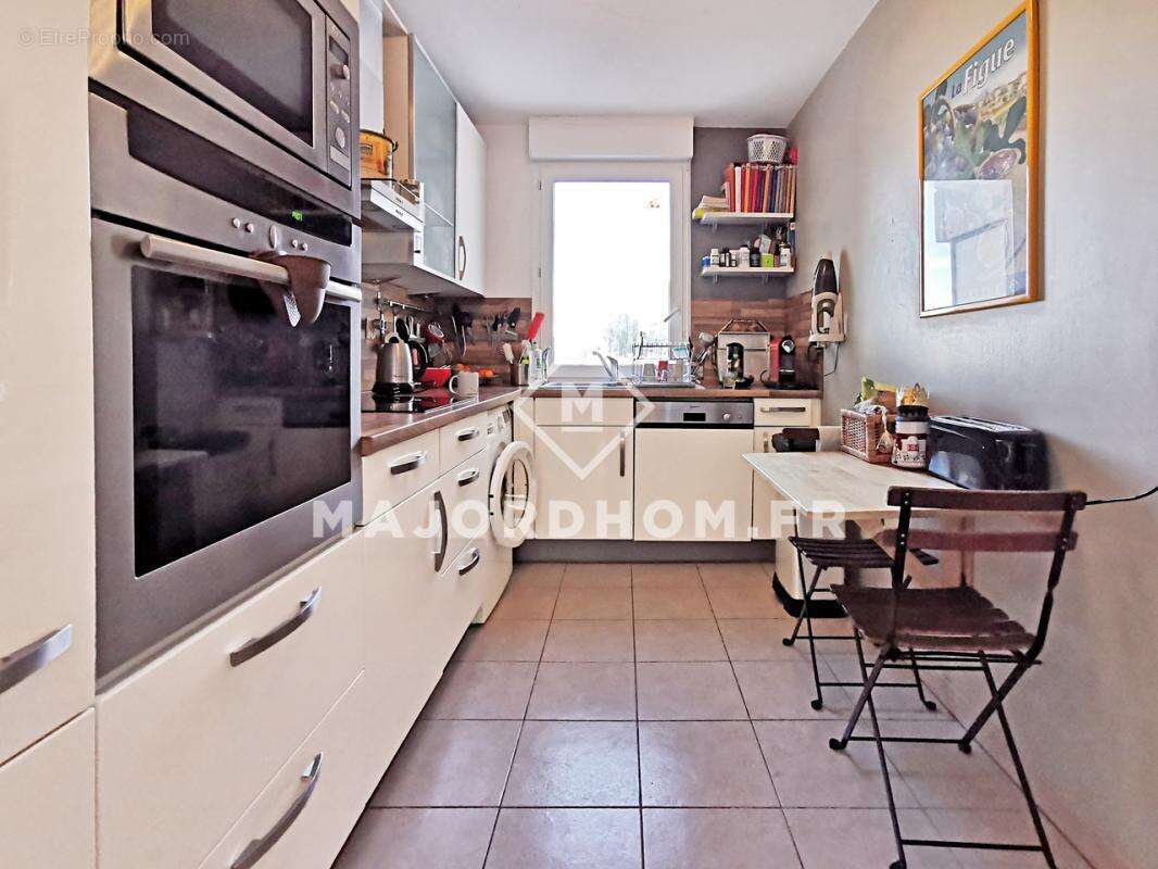 Appartement à MARSEILLE-7E
