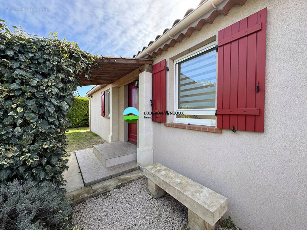 Maison à L'ISLE-SUR-LA-SORGUE