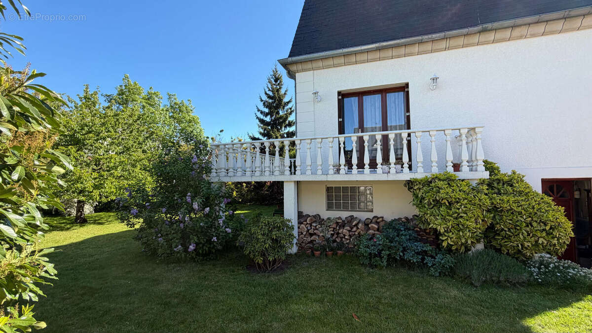 Maison à LIVRY-GARGAN