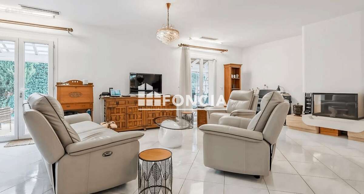 Maison à FREJUS