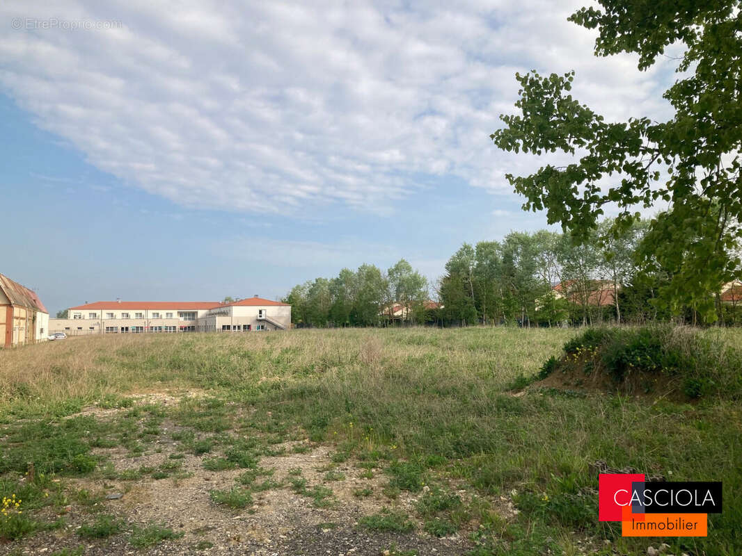 Terrain 6031 m² à Giraumont  - photo 3