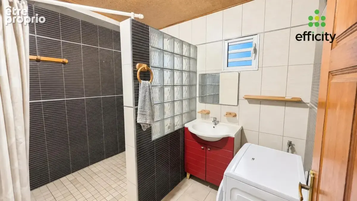 Maison 9 pièces 320 m² à vendre à Saint-Louis (97421) - photo 12