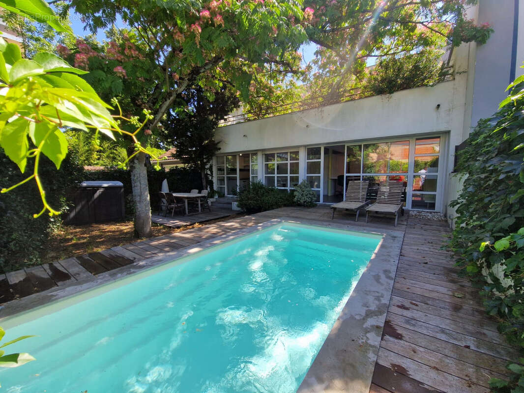 Bordeaux cauderan - maison avec piscine et garage - photo 2