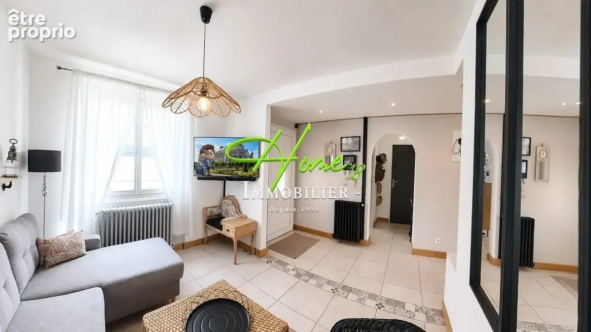 Maison 5 pièces 120 m² à vendre à Saint-Germain-Du-Puy (18390) - photo 3