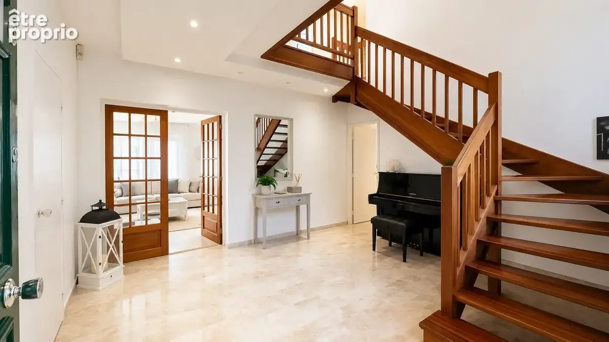 Maison 240 m² à Villecresnes  - photo 5