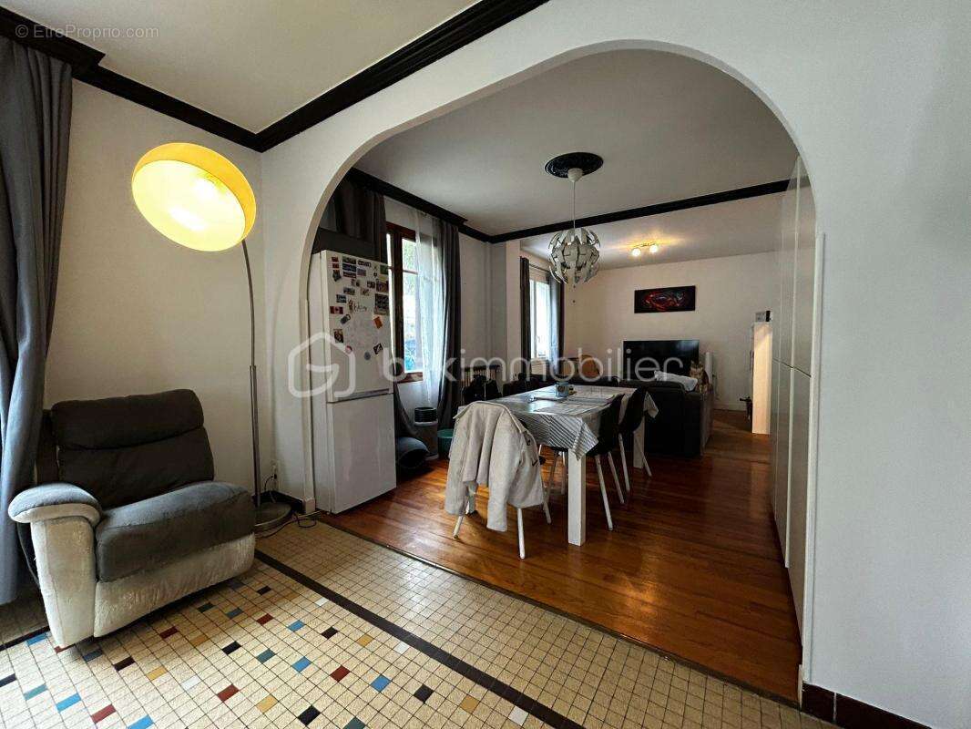 Maison à SAINT-AFFRIQUE