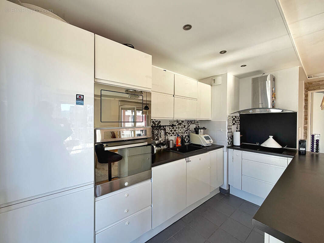 Appartement à NANTERRE