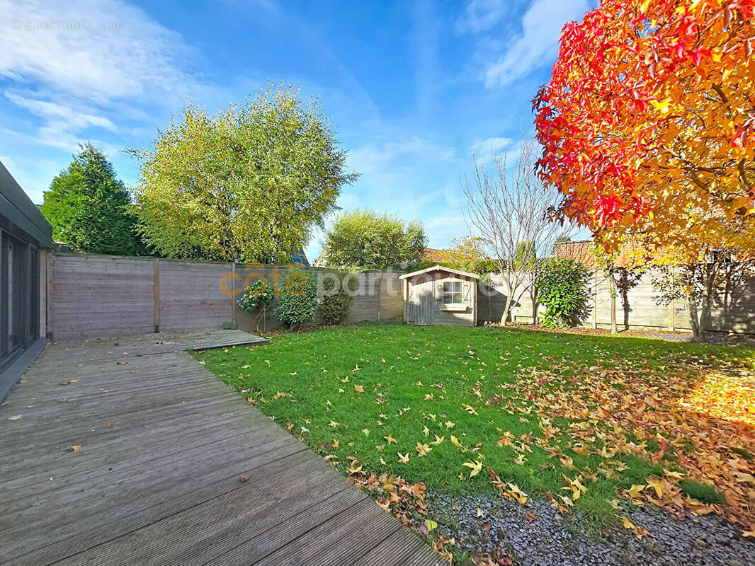 Maison à ERQUINGHEM-LYS