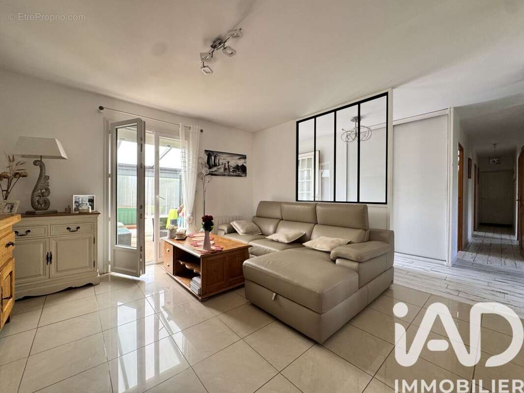 Photo 2 - Maison à GUICHAINVILLE
