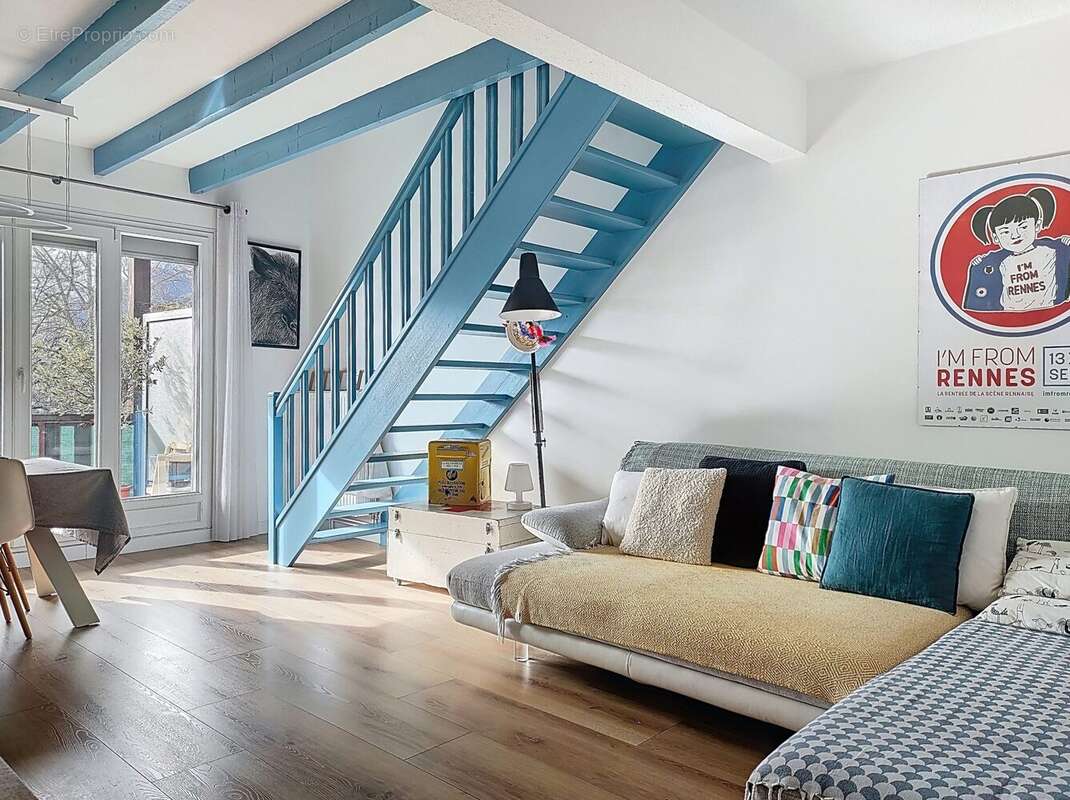 Appartement à LE PONT-DE-CLAIX