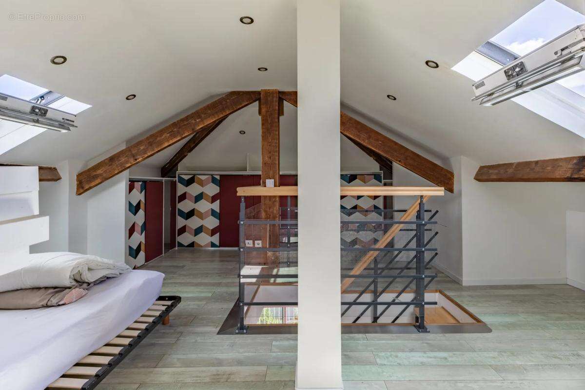 Maison de 6 pièces - 110 m2 - Saint-Herblain - photo 4