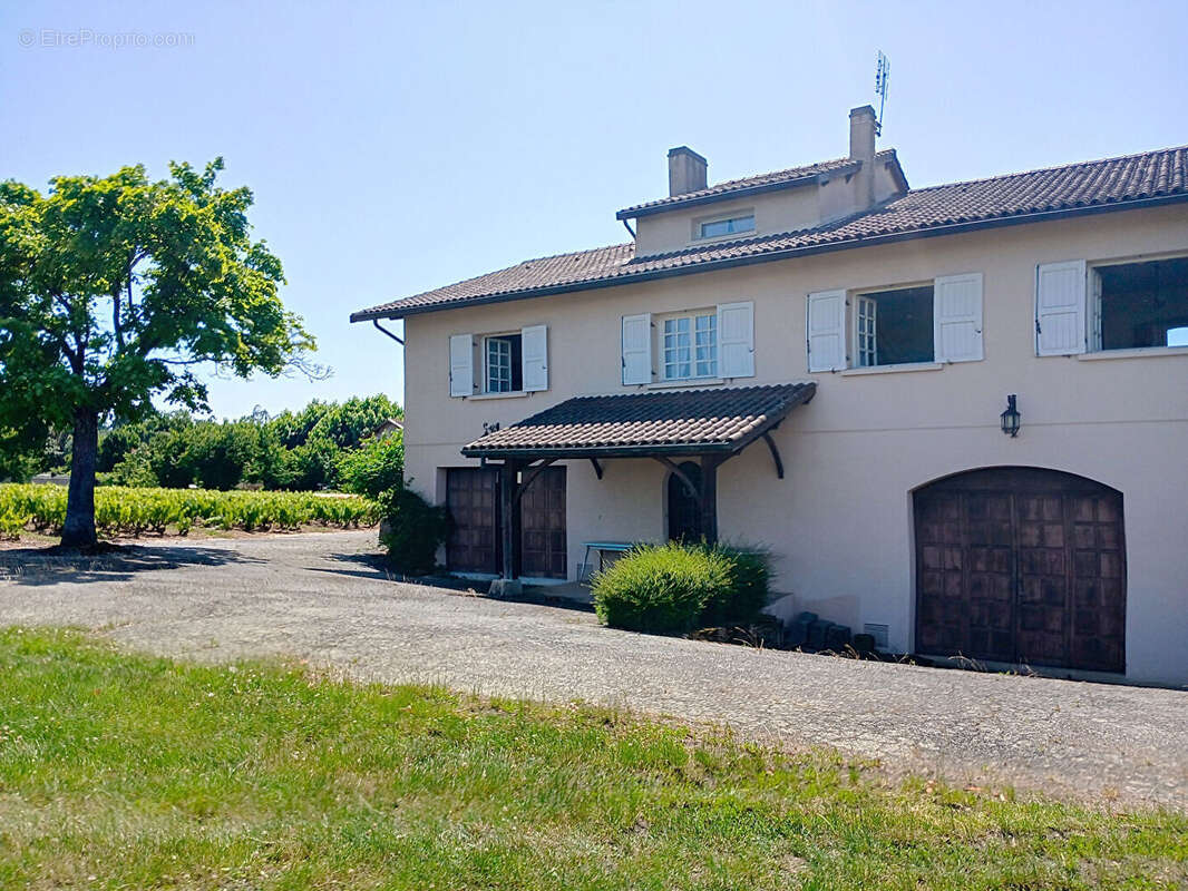 Maison à BELLEVILLE