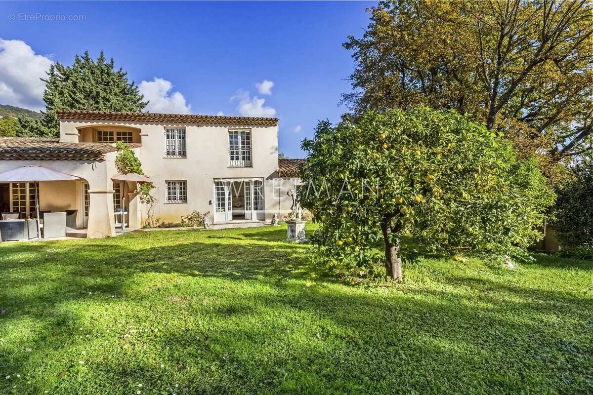 Maison à SPERACEDES