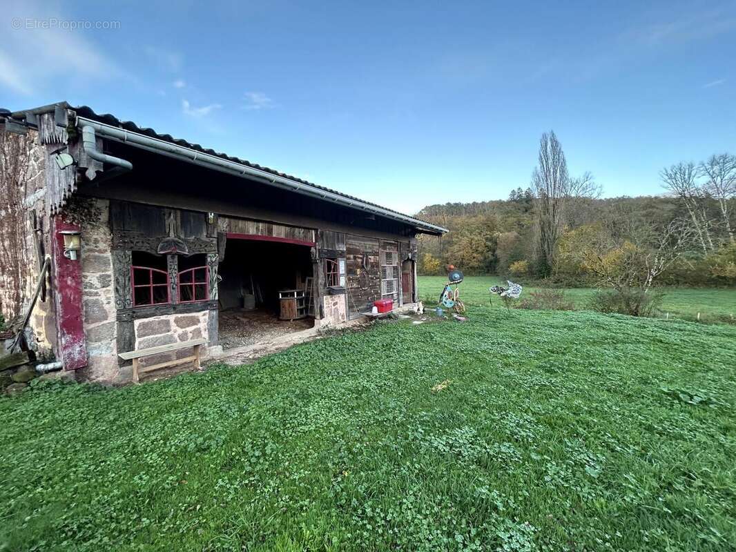 Maison 165 m² à Villac  - photo 6
