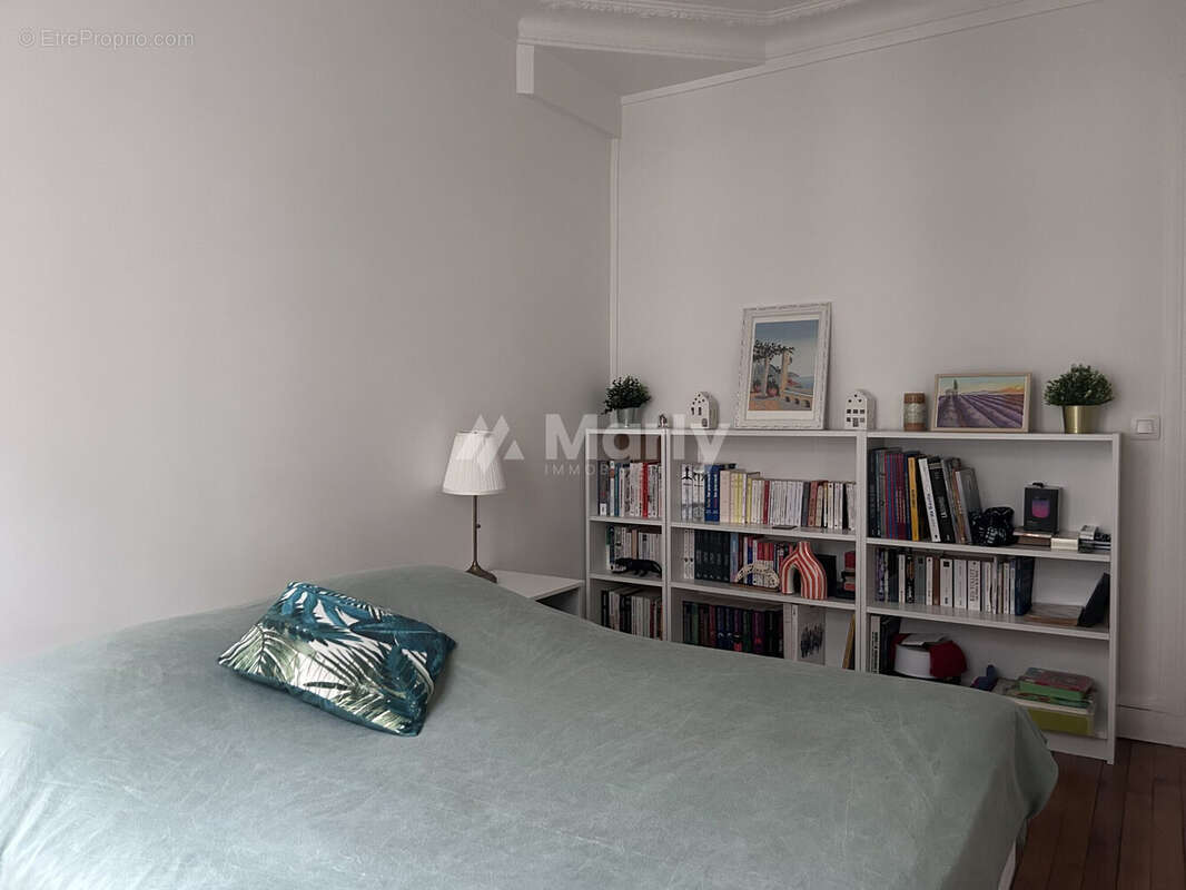 Appartement à PARIS-20E