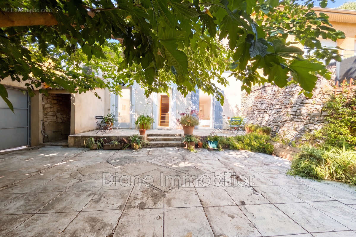 Maison 139 m² à Nimes  - photo 3