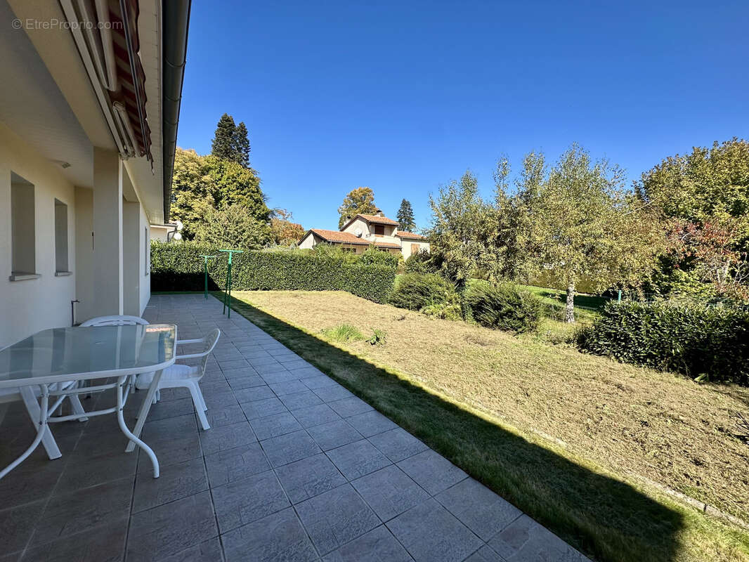 Maison à ARPAJON-SUR-CERE