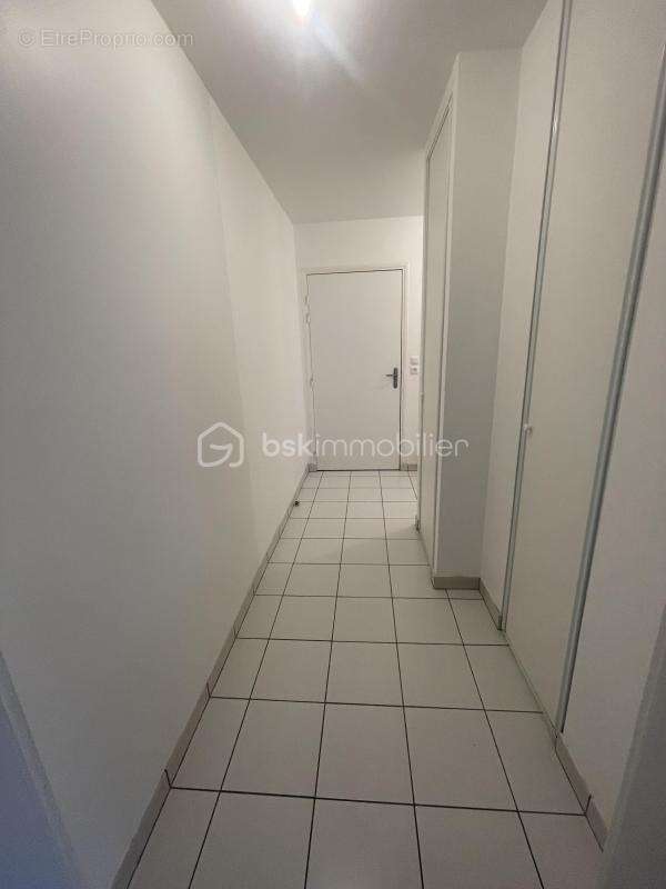 Appartement à MAINVILLIERS