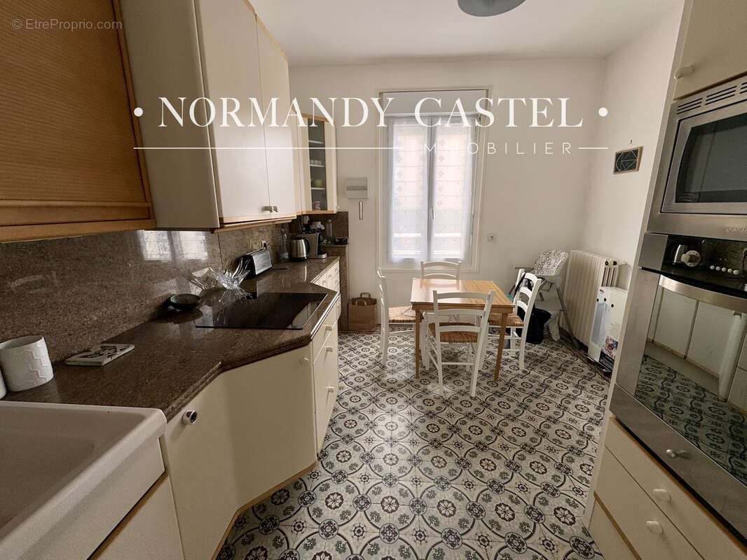 Maison à TROUVILLE-SUR-MER