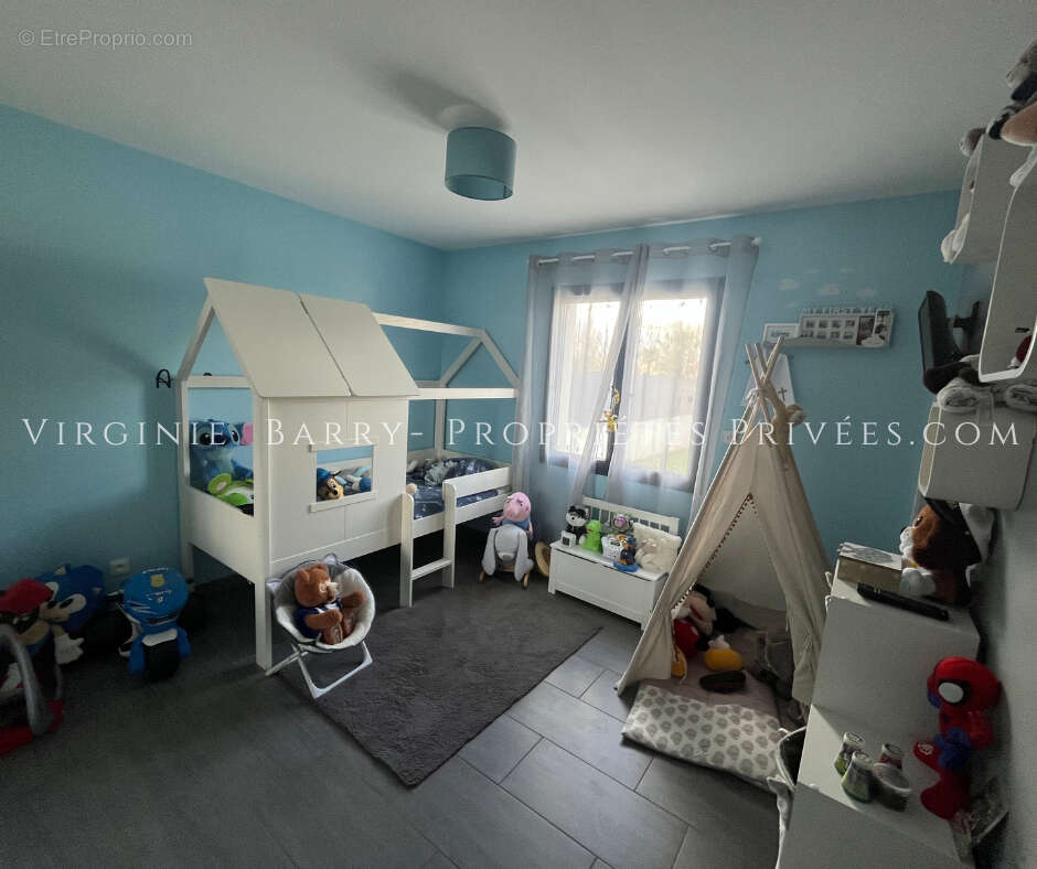 Maison à TONNAY-CHARENTE