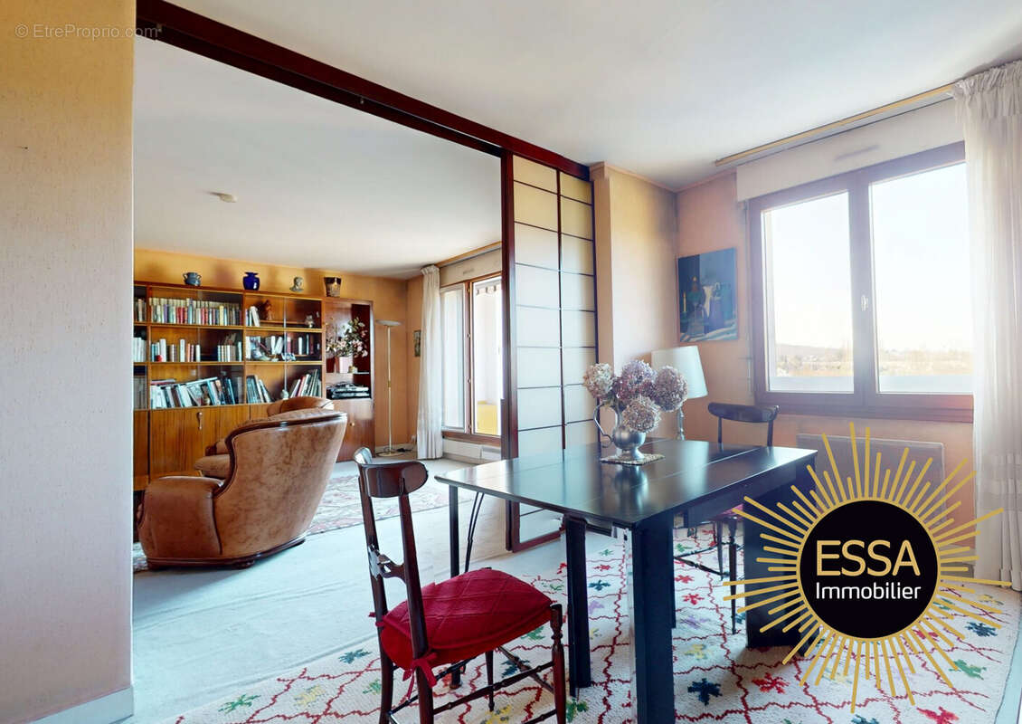 Appartement à CHAVILLE