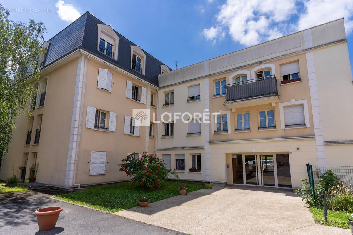 Appartement à EPINAY-SUR-SEINE