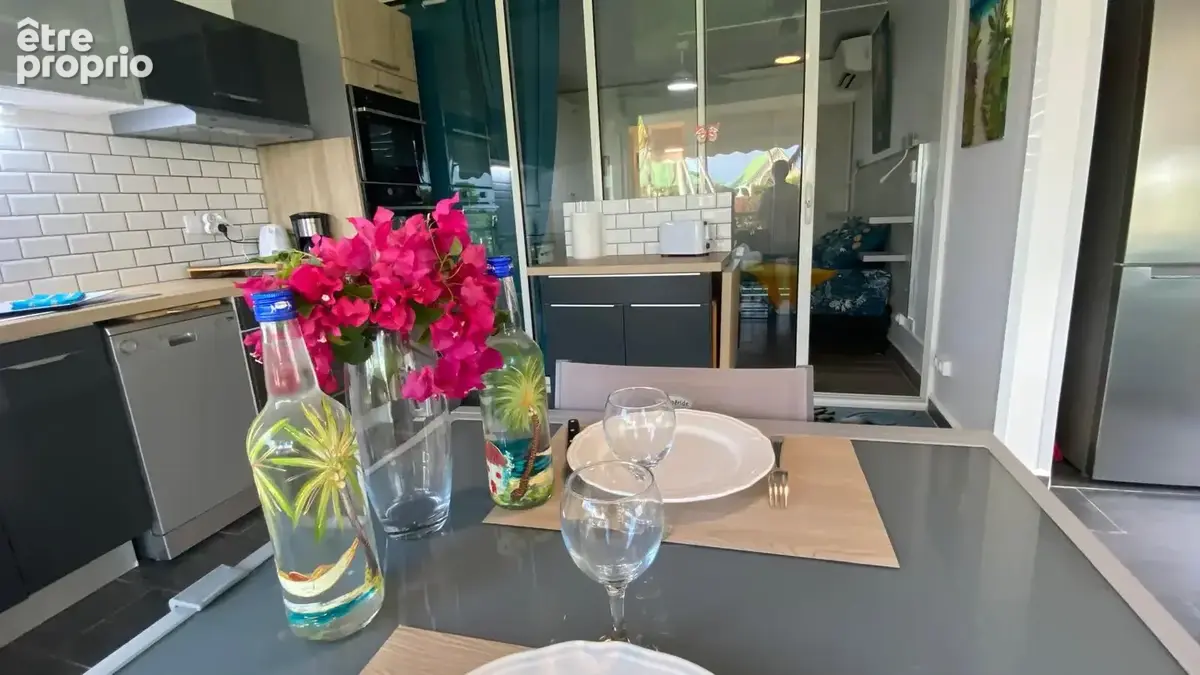 Appartement 2 pièces dans résidence avec plage et piscine - photo 2