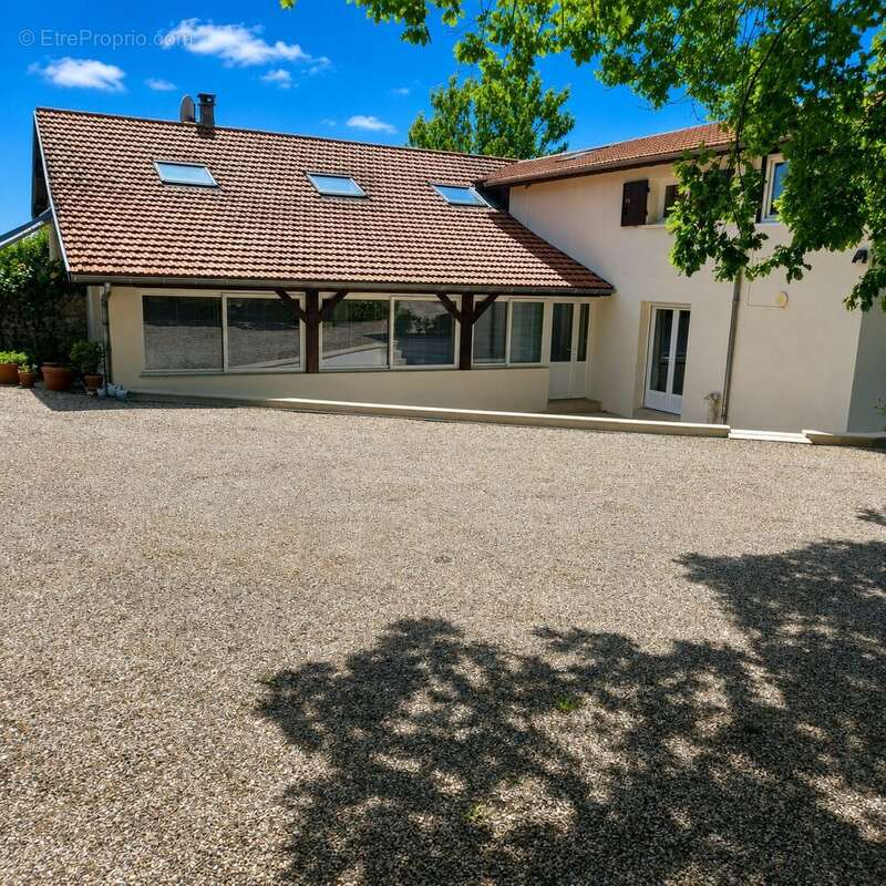 Maison 8 pièces 240 m² à vendre à Moustier (47800) - photo 2