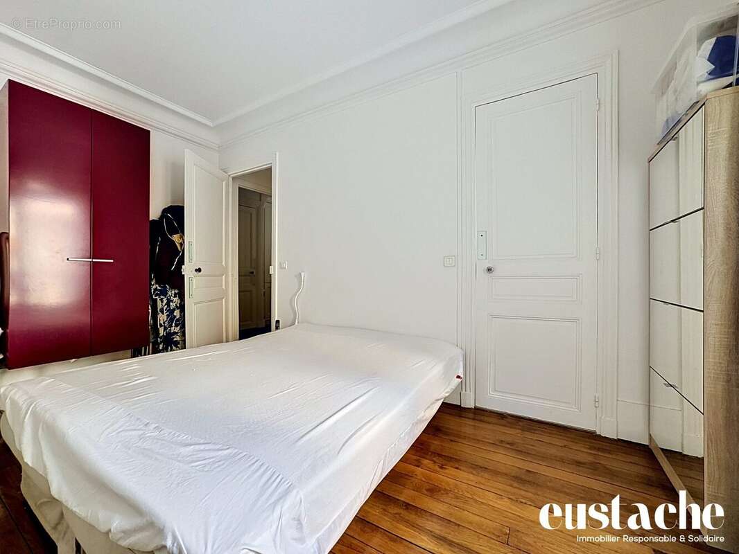 Appartement à PARIS-3E