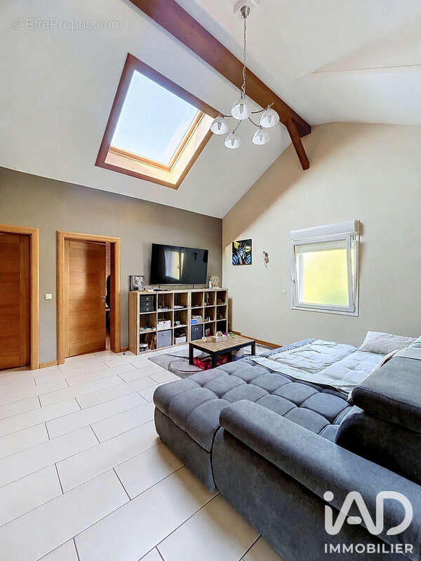 Appartement 78 m² à Metzing  - photo 4