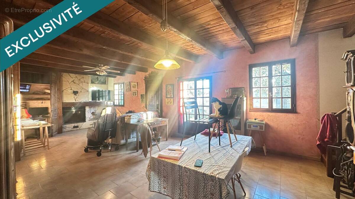 Photo 1 - Maison à SAINT-VICTORET