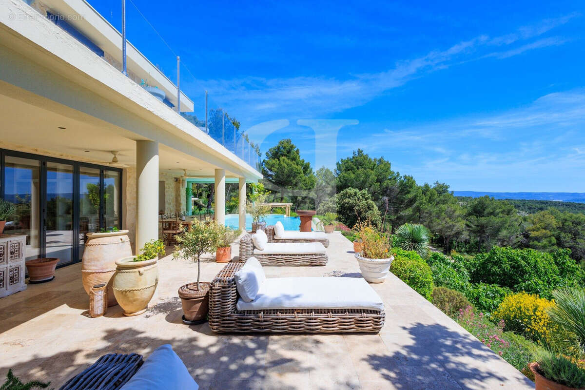 Maison à VAISON-LA-ROMAINE