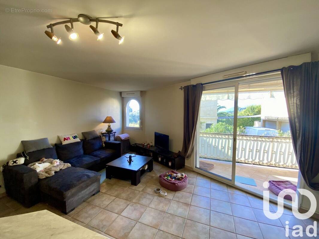 Photo 1 - Appartement à LA CROIX-VALMER