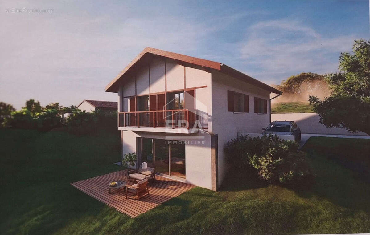 Terrain à CAMBO-LES-BAINS