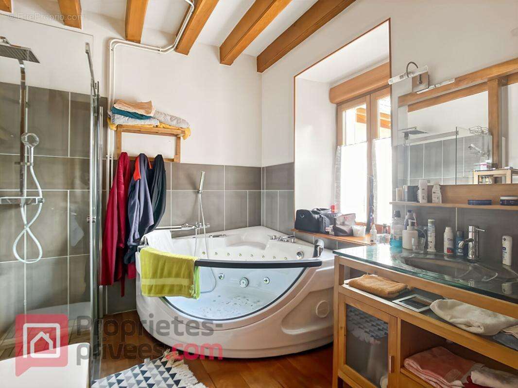 Maison à PRECY-LE-SEC