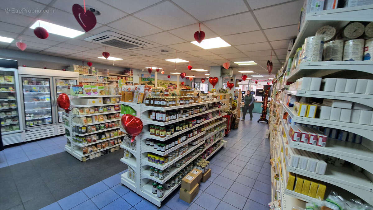 Commerce à PALAISEAU