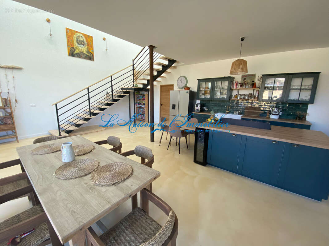 Au sud d'Anduze, Authentique grange en pierres de caractère rénovée F5 avec piscine sur 958 m2 de ter - photo 5