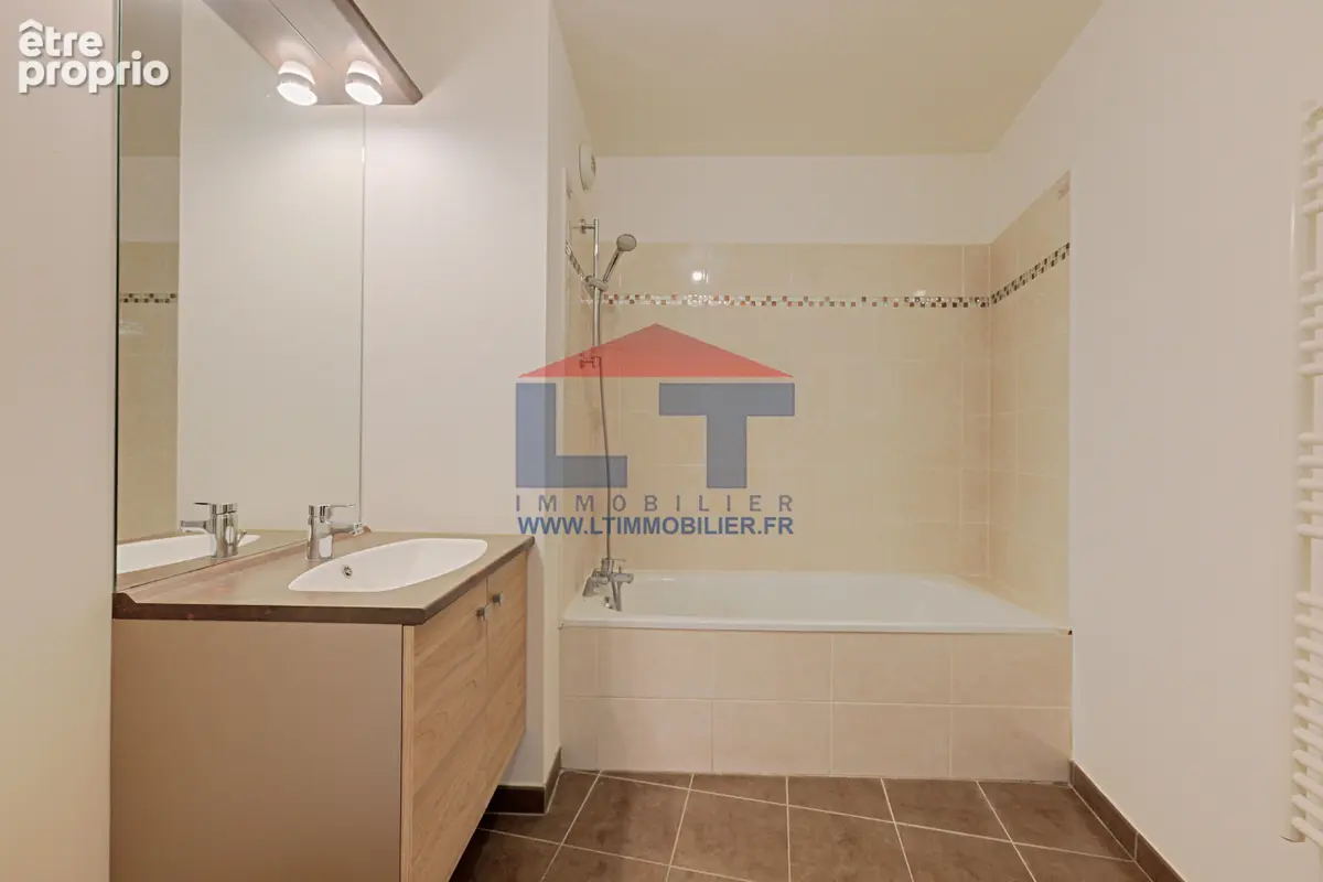 Appartement 2 pièces 47 m² à vendre à Montreuil (93100) - photo 5