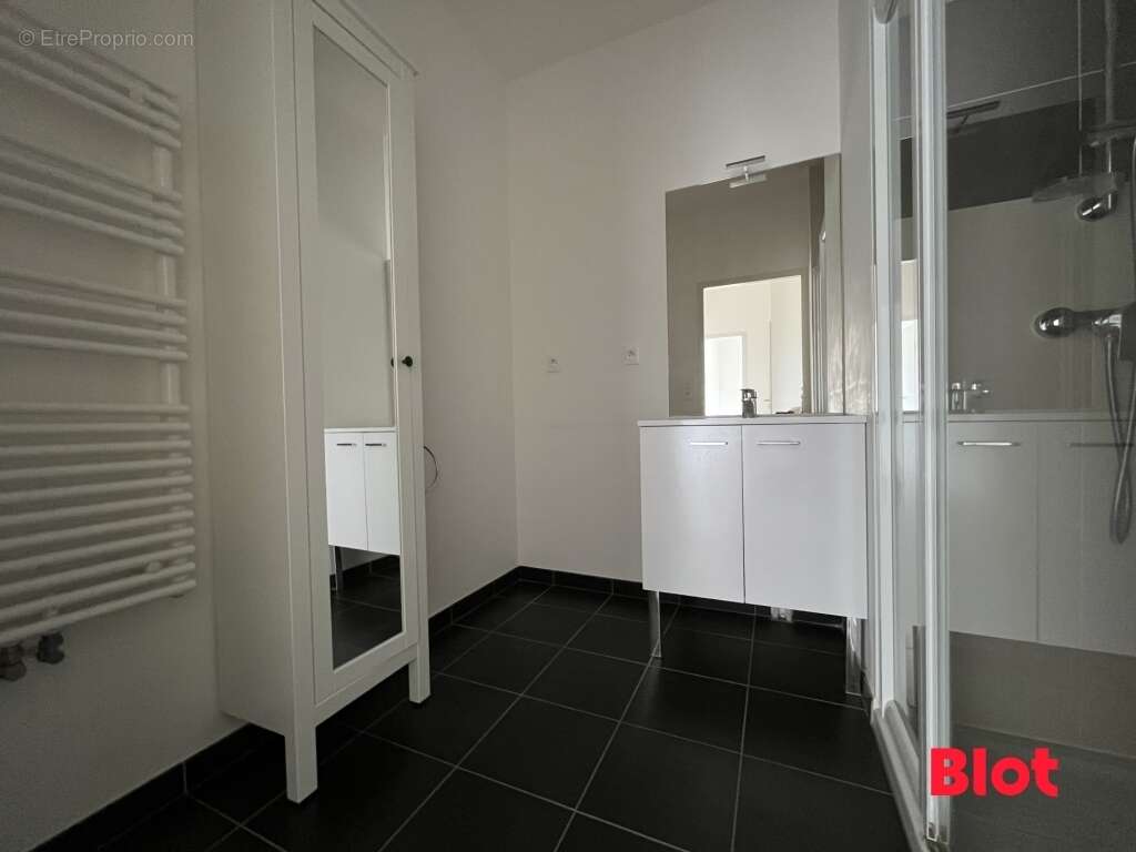 Appartement à CHARTRES-DE-BRETAGNE