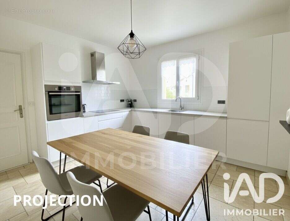 Maison 174 m² à Poincy  - photo 6