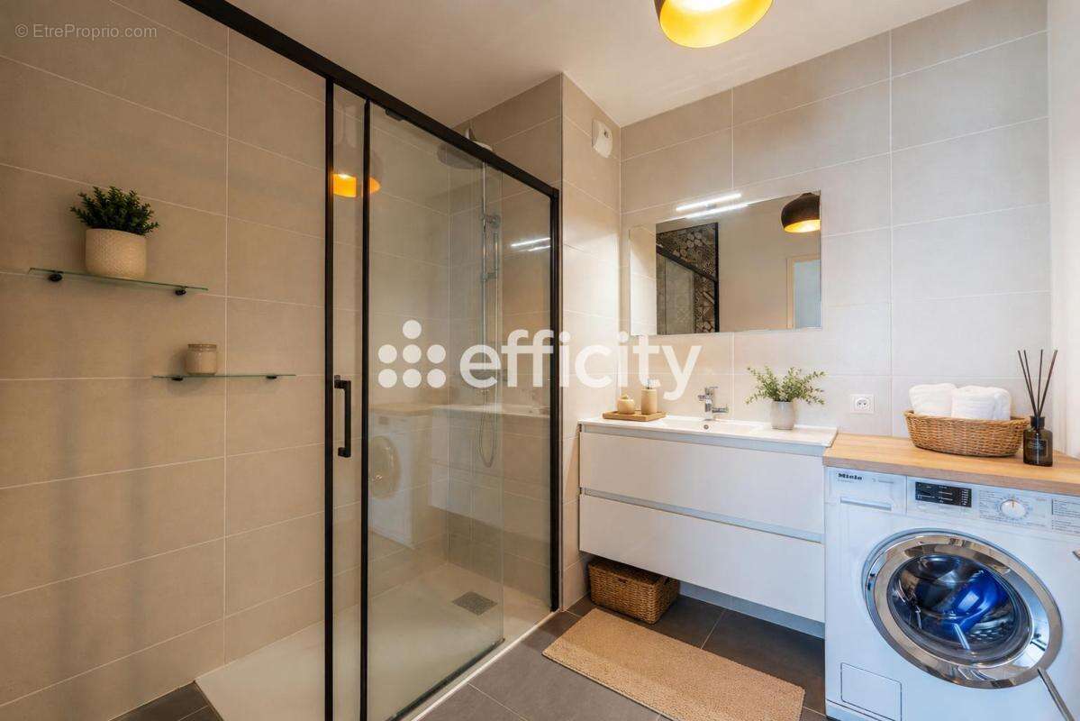 Appartement à PUTEAUX